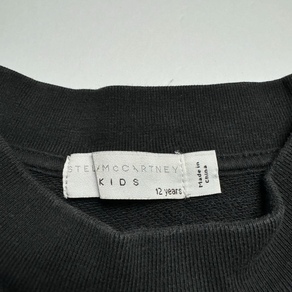 Stella McCartney Kids Painted Daisy Side Zip Crew Neck Sweater In Black Size: 12 - Picture 5 of 5